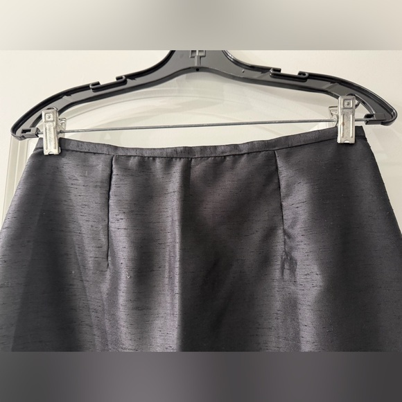 Elegant Tuxedo Black Dupioni Silk Pencil Skirt - Picture 4 of 8